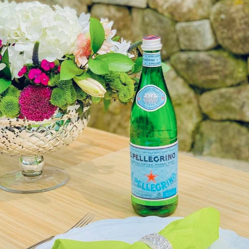 San Pellegrino Italian Sparkling Natural Mineral Water Glass 750ml Glass Bottle